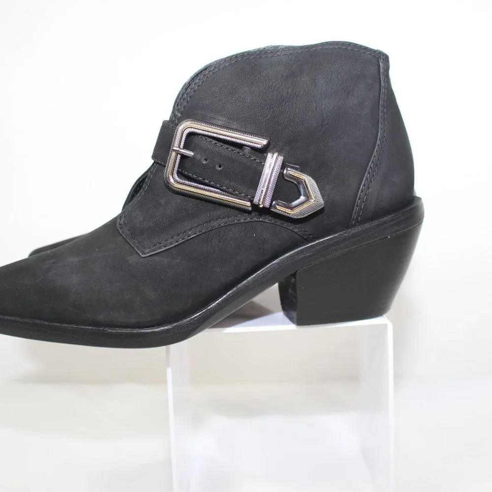 VINCE CAMUTO - Picture 3 of 11